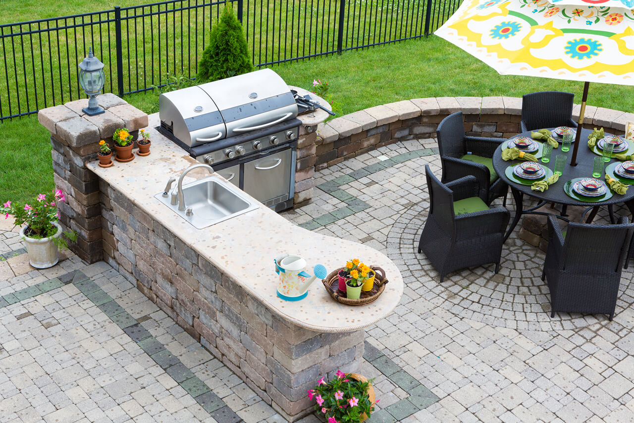 ideas for outdoor kitchens